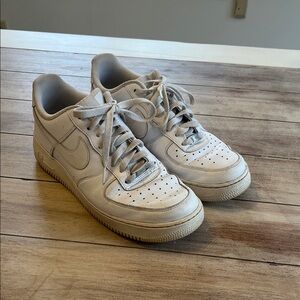 Nike Men's 10.5 Air Force Ones